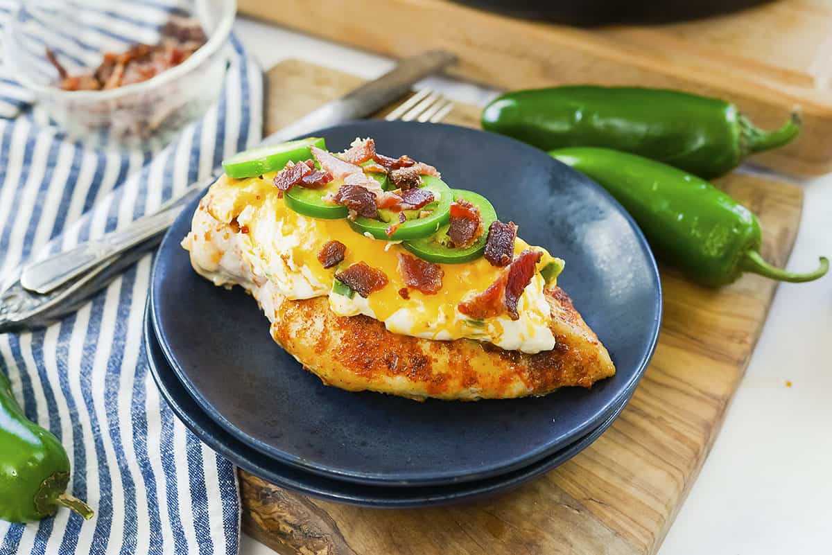 Low-Carb Keto Jalapeno Popper Chicken: Healthy Dinner Recipe